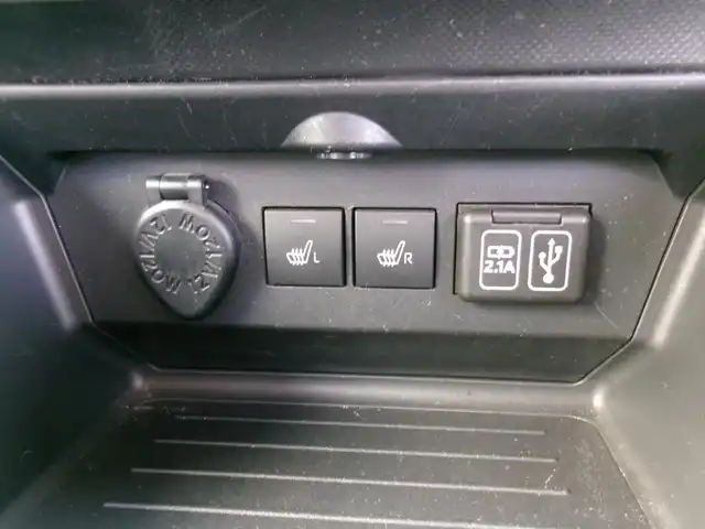 ダイハツ ロッキー プレミアム 群馬県 2019(令1)年 2.4万km ブラックマイカメタリック/シャイニングホワイトパール ワンオーナー/純正メモリーナビ・フルセグTV/　・BT・DVD(NMZK-W70D)/TVキット(走行中視聴可)/パノラマモニター/スマートアシスト/ブラインドスポットモニター/社外前後ドラレコ(HDR-015)/ビルトインETC/ハーフレザーシート/前席シートヒーター/LEDヘッドライト/スマートキー×2＆プッシュスタート/保証書＆取説