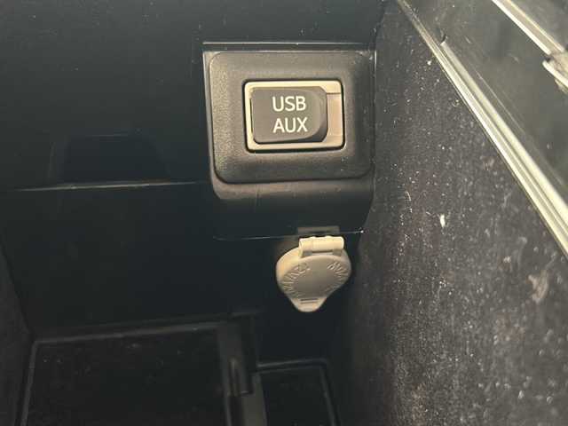 レクサス ＲＸ 450h 岐阜県 2013(平25)年 13.8万km ブラック サンルーフ/純正ナビ/バックカメラ/クルーズコントロール/ヘッドアップディスプレイ/パワーバックドア/イージークローザー(トランク)/フルセグテレビ/Bluetooth/CD/DVD/USB/AUX/バックカメラ/クルーズコントロール/ヘッドアップディスプレイ/パワーバックドア/イージークローザー(トランク)/LEDヘッドライト/ヘッドランプクリーナー/ETC/EVモード/アダプティブ・フロントライティング・システム/アンチブレーキシステム/横滑り防止装置/盗難防止システム/オートライト/プッシュスタート