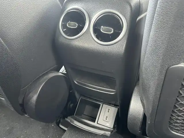 メルセデス・ベンツ ＧＬＢ２００ｄ 岐阜県 2020(令2)年 4.1万km マウンテングレー パノラミックスライディングルーフ/レーダーセーフティパッケージ/　アクティブブレーキアシスト/　アクティブブラインドスポットアシスト/　アクティブレーンキーピングアシスト/　アクティブステアリングアシスト/アダプティブブレーキ/リアクロストラフィックアラート/360°カメラシステム/メモリー機能付きパワーシート/シートヒーター/LEDハイパフォーマンスヘッドライト