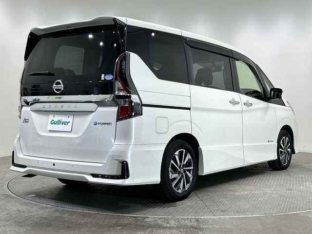 日産 セレナ e－パワー ハイウェイスター V 栃木県 2021(令3)年 3.6万km ブリリアントホワイトパール 純正ナビ/(CD/DVD/フルセグTV/Bluetooth/SD/HDMI)/アラウンドビューモニター/電動パーキングブレーキ/オートホールド/両側オートスライドドア/スマートルームミラー/ETC/禁煙車/オートライト/LEDヘッドライト/横滑り防止装置/フォグランプ/スマートキー/プッシュスタート/電動格納ミラー/純正アルミホイール/純正フロアマット