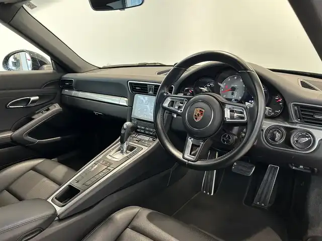 ポルシェ ９１１ カレラS 愛知県 2016(平28)年 3.1万km ジェットブラック スポーツクロノパッケージ/20インチカレラスポーツホイール（ブラック）/GTスポーツステアリング/PDLS/シートヒーター/電動格納ミラー/コーナーセンサー/Ａｐｐｌｅカープレイ/スポーツテールパイプ/HDDナビ/バックカメラ/ETC