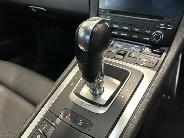 ポルシェ ９１１ カレラS 愛知県 2016(平28)年 3.1万km ジェットブラック スポーツクロノパッケージ/20インチカレラスポーツホイール（ブラック）/GTスポーツステアリング/PDLS/シートヒーター/電動格納ミラー/コーナーセンサー/Ａｐｐｌｅカープレイ/スポーツテールパイプ/HDDナビ/バックカメラ/ETC