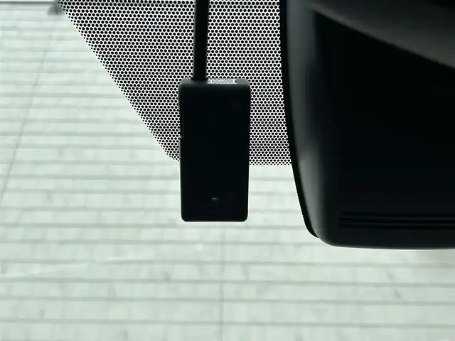 トヨタ ＲＡＶ４ アドベンチャー 埼玉県 2022(令4)年 2.6万km アティチュードブラックマイカ ワンオーナー/純正ディスプレイオーディオ（ナビ付）/トヨタセーフティセンス/・プリクラッシュセーフティ/・レーントレーシングアシスト/・オートマチックハイビーム/・ロードサインアシスト/・レーダークルーズコントロール/・先行車発信告知機能/パーキングサポートブレーキ/ドライブモードセレクトスイッチ/電子パーキングブレーキ/オートホールド/デジタルインナーミラー/運転席パワーシート/前席エアシート/フルフラットシート/ステアリングヒーター/ドライビングポジションメモリー/DAC/マルチトレインセレクト/ダウンヒルアシストコントロール