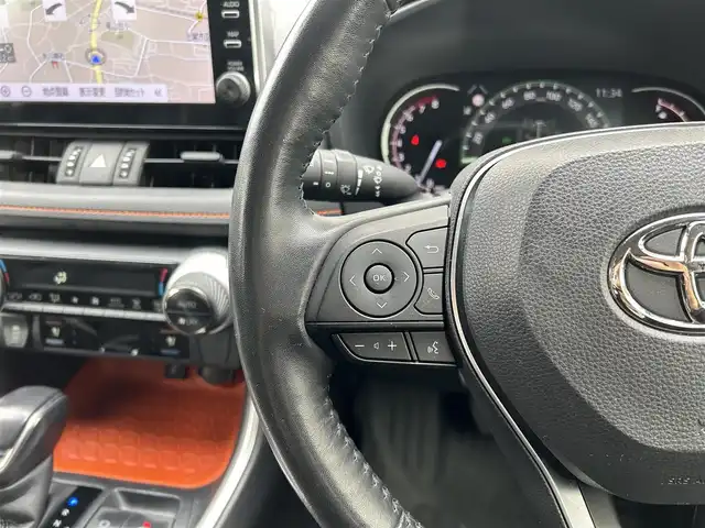 トヨタ ＲＡＶ４ アドベンチャー 埼玉県 2022(令4)年 2.6万km アティチュードブラックマイカ ワンオーナー/純正ディスプレイオーディオ（ナビ付）/トヨタセーフティセンス/・プリクラッシュセーフティ/・レーントレーシングアシスト/・オートマチックハイビーム/・ロードサインアシスト/・レーダークルーズコントロール/・先行車発信告知機能/パーキングサポートブレーキ/ドライブモードセレクトスイッチ/電子パーキングブレーキ/オートホールド/デジタルインナーミラー/運転席パワーシート/前席エアシート/フルフラットシート/ステアリングヒーター/ドライビングポジションメモリー/DAC/マルチトレインセレクト/ダウンヒルアシストコントロール