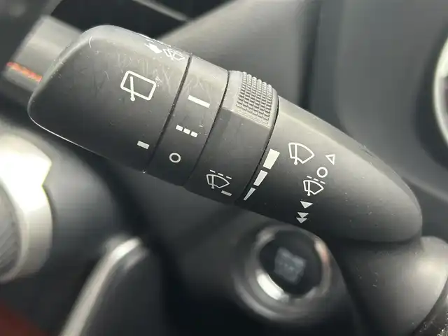 トヨタ ＲＡＶ４ アドベンチャー 埼玉県 2022(令4)年 2.6万km アティチュードブラックマイカ ワンオーナー/純正ディスプレイオーディオ（ナビ付）/トヨタセーフティセンス/・プリクラッシュセーフティ/・レーントレーシングアシスト/・オートマチックハイビーム/・ロードサインアシスト/・レーダークルーズコントロール/・先行車発信告知機能/パーキングサポートブレーキ/ドライブモードセレクトスイッチ/電子パーキングブレーキ/オートホールド/デジタルインナーミラー/運転席パワーシート/前席エアシート/フルフラットシート/ステアリングヒーター/ドライビングポジションメモリー/DAC/マルチトレインセレクト/ダウンヒルアシストコントロール
