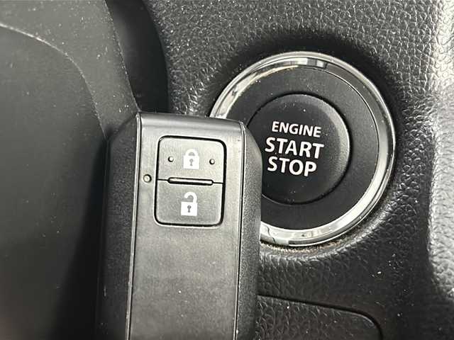 スズキ ワゴンＲ スティングレー HYBRID X リミテッド 愛知県 2019(令1)年 4.2万km スチールシルバーM 8インチナビ/（CD/DVD/Bluetooth/フルセグTV）/全方位カメラ/衝突軽減ブレーキ/レーンキープアシスト/オートマチックハイビーム/ヘッドアップディスプレイ/ETC/シートヒーター/LEDヘッドライト/純正フロアマット/アイドリングストップ/シートカバー/社外15インチアルミホイール