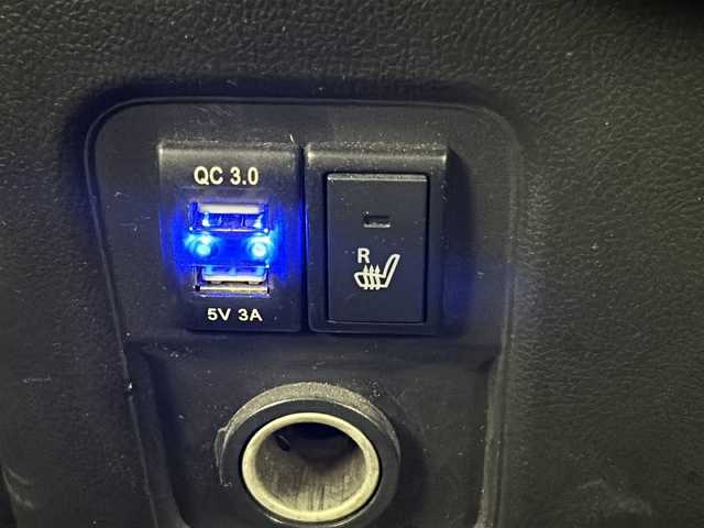 スズキ ワゴンＲ スティングレー HYBRID X リミテッド 愛知県 2019(令1)年 4.2万km スチールシルバーM 8インチナビ/（CD/DVD/Bluetooth/フルセグTV）/全方位カメラ/衝突軽減ブレーキ/レーンキープアシスト/オートマチックハイビーム/ヘッドアップディスプレイ/ETC/シートヒーター/LEDヘッドライト/純正フロアマット/アイドリングストップ/シートカバー/社外15インチアルミホイール