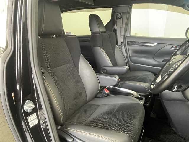 トヨタ ヴェルファイア Z ゴールデンアイズ 埼玉県 2020(令2)年 1.5万km バーニングブラッククリスタルシャインガラスフレーク 純正９インチナビ　フリップダウンモニター　バックカメラ　ビルトインＥＴＣ２．０　三眼ＬＥＤ　セーフティセンス　レーダークルーズコントロール　純正アルミホイール　オートライト　ハーフレザー　地デジＴＶ