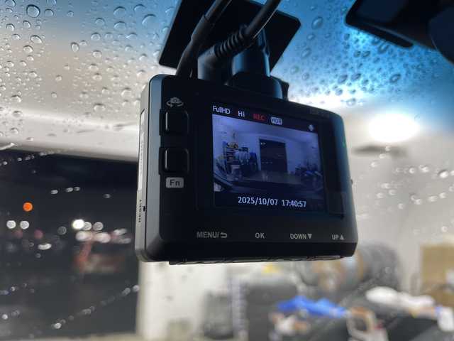 ホンダ ステップワゴン スパーダ S 道央・札幌 2009(平21)年 10.1万km プレミアムブラキッシュパール ・4WD/・純正ナビ  フルセグ/CD/DVD/HDD/・バックカメラ/・両側パワースライドドア/・前後ドライブレコーダー/・社外エンジンスターター/・ETC/オートライト/・純正フロアマット/・ABS