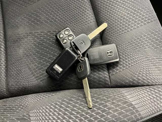 ホンダ ステップワゴン スパーダ S 道央・札幌 2009(平21)年 10.1万km プレミアムブラキッシュパール ・4WD/・純正ナビ  フルセグ/CD/DVD/HDD/・バックカメラ/・両側パワースライドドア/・前後ドライブレコーダー/・社外エンジンスターター/・ETC/オートライト/・純正フロアマット/・ABS