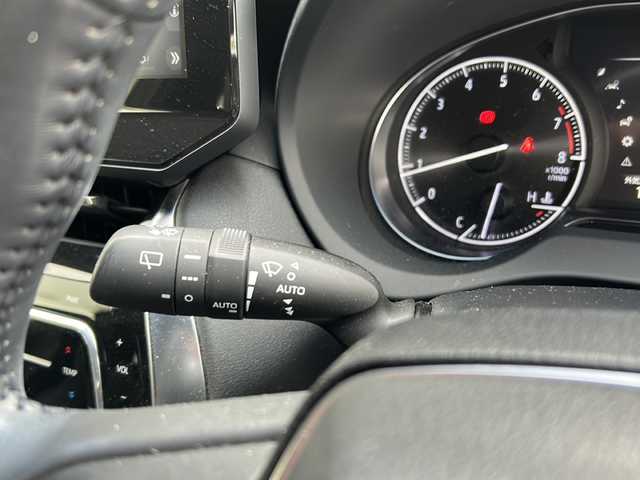 トヨタ ハリアー Z レザーパッケージ 埼玉県 2021(令3)年 4万km ホワイトパールクリスタルシャイン ワンオーナー　/モデリスタエアロ(F/S/R)　/ＪＢＬサウンド　/純正ナビ　/フルセグ/BT/USB/AUX/FM/AM/Miracast/デジタルインナーミラー　/ビルトインＥＴＣ2.0/前席パワーシート　/前席シートヒーター　/前席エアーシート　/運転席メモリーシート/パワーバックドア　/ＡＣＣ/オートライト/オートハイビーム/ステアリングスイッチ/バックカメラ/サイドカメラ/横滑り防止/ハンドルヒーター/PCS/BSM/クリアランスソナー/RCTA/LTA/スマートキー２本　/保証書　/取扱説明書