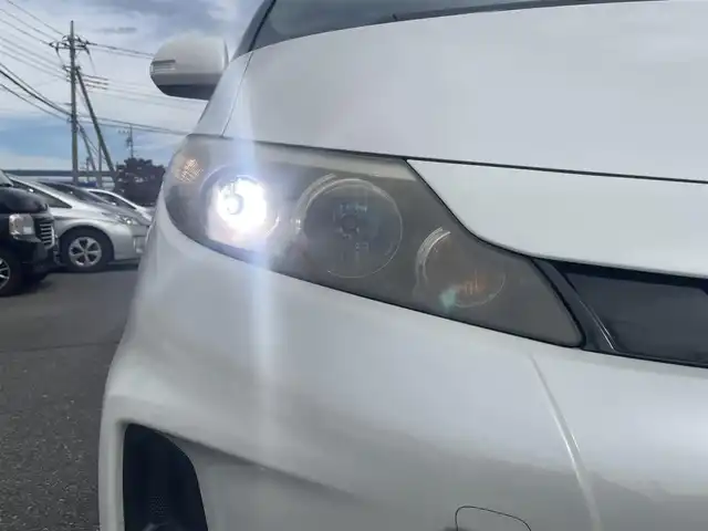 トヨタ エスティマ ハイブリッド アエラス 道央・札幌 2013(平25)年 7.1万km ホワイトパールクリスタルシャイン ワンオーナー/４WD/純正メモリナビ、地デジ、Bluetooth、CD、DVD/　（NHZN-X62G）/バックカメラ/クルーズコントロール/革巻きステア/ビルトインETC/HIDヘッドライト/ウインカーミラー/純正ドライブレコーダー（前方録画）/スマートキー×２/両側パワースライドドア/運転席パワーシート/コーナーセンサー（前後）/保証書、取説