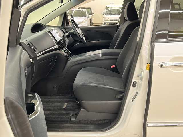 トヨタ エスティマ ハイブリッド アエラス 道央・札幌 2013(平25)年 7.1万km ホワイトパールクリスタルシャイン /ワンオーナー//４WD//純正メモリナビ//バックカメラ//クルーズコントロール//ETC//HIDヘッドライト//ウインカーミラー//純正ドライブレコーダー（前方録画）//スマートキー×２//両側パワースライドドア//運転席パワーシート//コーナーセンサー