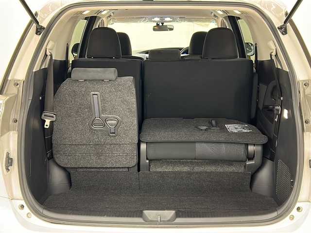 トヨタ エスティマ ハイブリッド アエラス 道央・札幌 2013(平25)年 7.1万km ホワイトパールクリスタルシャイン /ワンオーナー//４WD//純正メモリナビ//バックカメラ//クルーズコントロール//ETC//HIDヘッドライト//ウインカーミラー//純正ドライブレコーダー（前方録画）//スマートキー×２//両側パワースライドドア//運転席パワーシート//コーナーセンサー