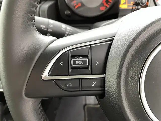 スズキ ジムニー シエラ JC 福井県 2024(令6)年 0.8万km ブルーイッシュブラックパール3 ＫＥＮＷＯＯＤ製８型ナビ/純正１５インチアルミホイール/社外ＥＴＣ/純正ＬＥＤヘッドライト/純正フロントフォグライト/シートヒーター/クルーズコントロール/ダウンヒルアシスト/センターデフロック