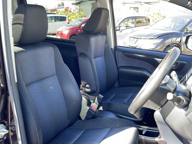 トヨタ ノア Si 岩手県 2015(平27)年 10万km ボルドーマイカメタリック 寒冷地仕様 モデリスタエアロ 純正8型ナビ バックC フルセグ Bluetooth 両側電動スライドドア ドラレコ ステアスイッチ ビルドインETC オートLEDライト フォグランプ 純正16AW  スマートキー