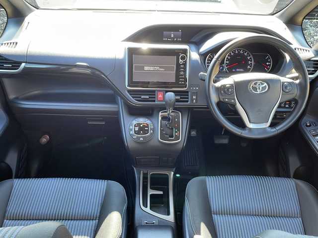 トヨタ ノア Si 岩手県 2015(平27)年 10万km ボルドーマイカメタリック 寒冷地仕様 モデリスタエアロ 純正8型ナビ バックC フルセグ Bluetooth 両側電動スライドドア ドラレコ ステアスイッチ ビルドインETC オートLEDライト フォグランプ 純正16AW  スマートキー