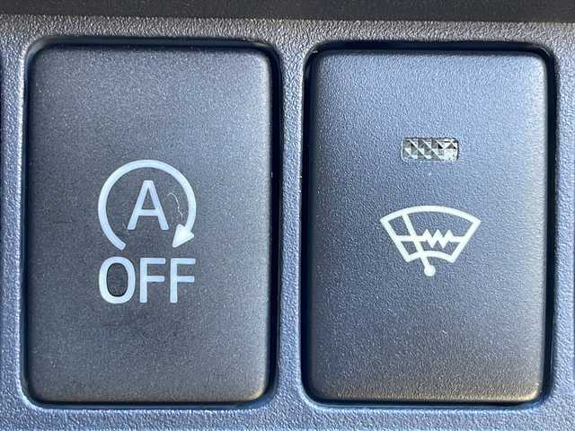 トヨタ ノア Si 岩手県 2015(平27)年 10万km ボルドーマイカメタリック 寒冷地仕様 モデリスタエアロ 純正8型ナビ バックC フルセグ Bluetooth 両側電動スライドドア ドラレコ ステアスイッチ ビルドインETC オートLEDライト フォグランプ 純正16AW  スマートキー