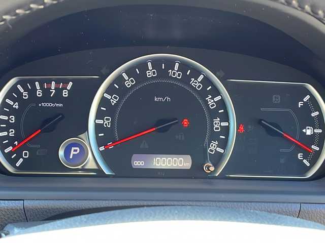 トヨタ ノア Si 岩手県 2015(平27)年 10万km ボルドーマイカメタリック 寒冷地仕様 モデリスタエアロ 純正8型ナビ バックC フルセグ Bluetooth 両側電動スライドドア ドラレコ ステアスイッチ ビルドインETC オートLEDライト フォグランプ 純正16AW  スマートキー