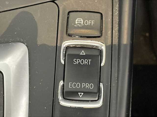 ＢＭＷ １１６ｉ Mスポーツ 沖縄県 2014(平26)年 4.3万km エストリル・ブルー 禁煙車/純正ナビ/・CD／DVD／Bluetooth/バックカメラ/コーナーセンサー/クルーズコントロール/ターボ/ETC/アイドリングストップ/プッシュスタート/純正18インチアルミ/取扱説明書/保証書