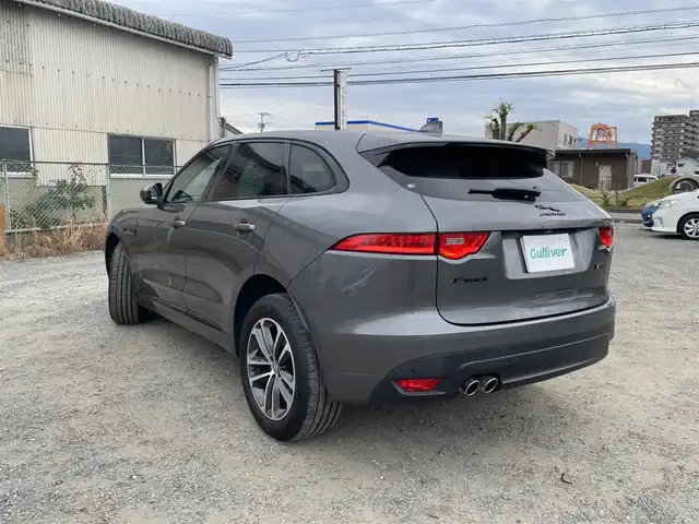 ジャガー Ｆペース R－スポーツ 福岡県 2018(平30)年 4.2万km ガンＭ 純正ナビ(フルセグTV/CD/DVD/BT)/サンルーフ/全方位カメラ/パドルシフト/クルーズコントロール/電動リアゲート/シートヒーター/２列目シートヒーター/前後ドラレコ/ハンドルヒーター/アイドリングストップ/プッシュスタート