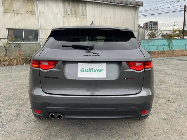 ジャガー Ｆペース R－スポーツ 福岡県 2018(平30)年 4.2万km ガンＭ 純正ナビ(フルセグTV/CD/DVD/BT)/サンルーフ/全方位カメラ/パドルシフト/クルーズコントロール/電動リアゲート/シートヒーター/２列目シートヒーター/前後ドラレコ/ハンドルヒーター/アイドリングストップ/プッシュスタート