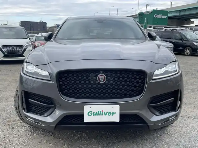 ジャガー Ｆペース R－スポーツ 福岡県 2018(平30)年 4.2万km ガンＭ 純正ナビ(フルセグTV/CD/DVD/BT)/サンルーフ/全方位カメラ/パドルシフト/クルーズコントロール/電動リアゲート/シートヒーター/２列目シートヒーター/前後ドラレコ/ハンドルヒーター/アイドリングストップ/プッシュスタート