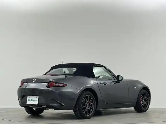 マツダ ロードスター S レザーパッケージ 埼玉県 2021(令3)年 1.4万km マシーングレープレミアムM ホワイトレザー　ＲＡＹＳ１６インチアルミホイール　純正ナビ　クルコン　衝突軽減　ＢＴ　ＣＤ　ＤＶＤ　バックカメラ　ブレンボキャリバー　レーンアシスト　オートハイビーム　ＥＴＣ　両席シートヒーター