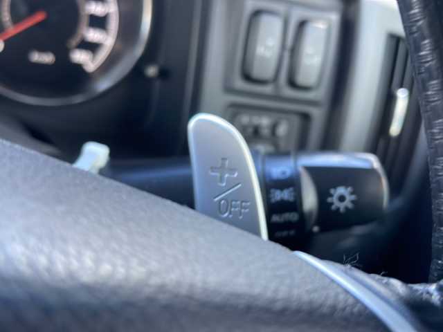 三菱 デリカＤ：５ D－Power package 長野県 2013(平25)年 8.8万km アイガーグレーメタリック ・社外7インチメモリーナビゲーション/CD ワンセグTV/・バックカメラ/・ETC/・クルーズコントロール/・両側パワースライドドア/・パドルシフト/・シートヒーター(D/N)/・横滑り防止装置/・HIDヘッドライト/・オートライト/・純正16インチアルミホイール/・ドライブレコーダー/・ウィンカーミラー/・電動格納ミラー/・スマートキー/・ドアバイザー/・フロアマット