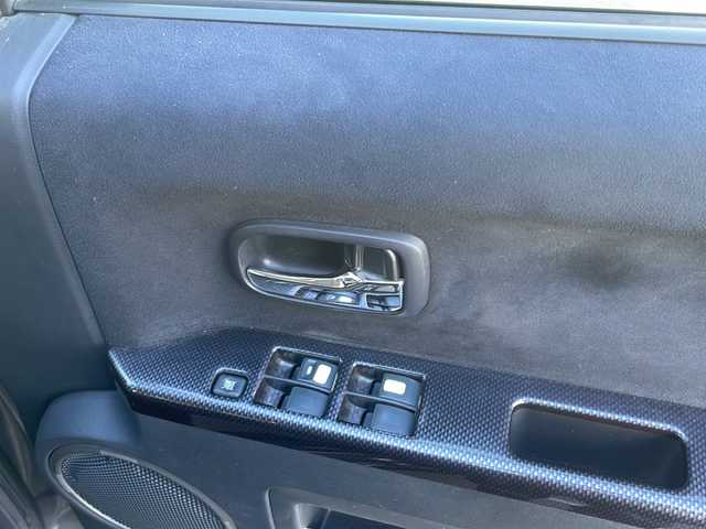 三菱 デリカＤ：５ D－Power package 長野県 2013(平25)年 8.8万km アイガーグレーメタリック ・社外7インチメモリーナビゲーション/CD ワンセグTV/・バックカメラ/・ETC/・クルーズコントロール/・両側パワースライドドア/・パドルシフト/・シートヒーター(D/N)/・横滑り防止装置/・HIDヘッドライト/・オートライト/・純正16インチアルミホイール/・ドライブレコーダー/・ウィンカーミラー/・電動格納ミラー/・スマートキー/・ドアバイザー/・フロアマット