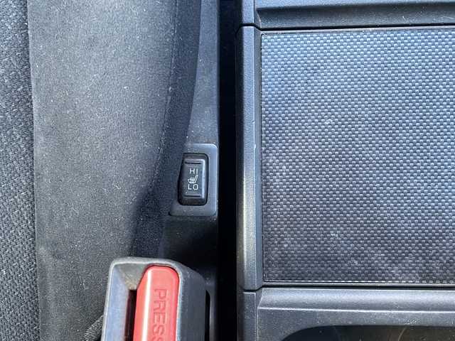 三菱 デリカＤ：５ D－Power package 長野県 2013(平25)年 8.8万km アイガーグレーメタリック ・社外7インチメモリーナビゲーション/CD ワンセグTV/・バックカメラ/・ETC/・クルーズコントロール/・両側パワースライドドア/・パドルシフト/・シートヒーター(D/N)/・横滑り防止装置/・HIDヘッドライト/・オートライト/・純正16インチアルミホイール/・ドライブレコーダー/・ウィンカーミラー/・電動格納ミラー/・スマートキー/・ドアバイザー/・フロアマット