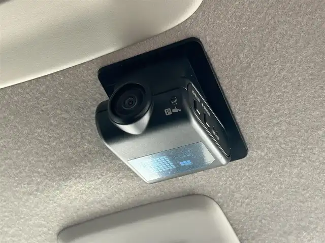 三菱 デリカミニ G プレミアム 群馬県 2024(令6)年 1.1万km ベージュ e-アシスト/・衝突軽減ブレーキシステム/・踏み間違い衝突防止アシスト/・車線逸脱警報システム/・車線逸脱防止支援機能/・オートマチックハイビーム/・ふらつき警報/・前方衝突予測警報/・標識検知システム/・先行車発進通知/純正9インチナビ/（BT/HDMI/SD）/フルセグTV/全方位カメラ/両側パワースライドドア/ハーフレザー/シートヒーター（D席/N席）/デジタルルームミラー/ステアリングスイッチ/ステアリングヒーター/リアサーキュレーター/オートホールド/ETC/LEDヘッドライト/ドライブレコーダー