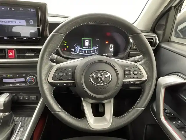 トヨタ ライズ Z 熊本県 2020(令2)年 2.7万km ブラックマイカメタリック/シャイニングホワイトパール ワンオーナー　/純正ナビNSZT-Y68T（ＣＤ・ＤＶＤ・フルセグ・ＢＴ・ＳＤ・ＵＳＢ）/アラウンドビューモニター/ビルトインＥＴＣ　/前後クリアランスソナー　/レーダークルーズコントロール　/前席シートヒーター　/衝突軽減ブレーキ/レーンキープアシスト/横滑り防止/アイドリングストップ/純正フロアマット/純正17インチAW/オートライト/LEDヘッドライト/フォグライト/スマートキー/プッシュスタート/スペアキー1本/保証書/取扱説明書