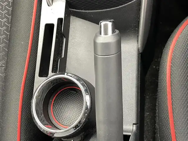 トヨタ ライズ Z 熊本県 2020(令2)年 2.7万km ブラックマイカメタリック/シャイニングホワイトパール ワンオーナー　/純正ナビNSZT-Y68T（ＣＤ・ＤＶＤ・フルセグ・ＢＴ・ＳＤ・ＵＳＢ）/アラウンドビューモニター/ビルトインＥＴＣ　/前後クリアランスソナー　/レーダークルーズコントロール　/前席シートヒーター　/衝突軽減ブレーキ/レーンキープアシスト/横滑り防止/アイドリングストップ/純正フロアマット/純正17インチAW/オートライト/LEDヘッドライト/フォグライト/スマートキー/プッシュスタート/スペアキー1本/保証書/取扱説明書