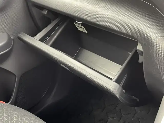 トヨタ ライズ Z 熊本県 2020(令2)年 2.7万km ブラックマイカメタリック/シャイニングホワイトパール ワンオーナー　/純正ナビNSZT-Y68T（ＣＤ・ＤＶＤ・フルセグ・ＢＴ・ＳＤ・ＵＳＢ）/アラウンドビューモニター/ビルトインＥＴＣ　/前後クリアランスソナー　/レーダークルーズコントロール　/前席シートヒーター　/衝突軽減ブレーキ/レーンキープアシスト/横滑り防止/アイドリングストップ/純正フロアマット/純正17インチAW/オートライト/LEDヘッドライト/フォグライト/スマートキー/プッシュスタート/スペアキー1本/保証書/取扱説明書