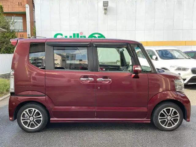 ホンダ Ｎ ＢＯＸ カスタム G Lパッケージ 東京都 2013(平25)年 2.2万km プレミアムディープロッソパール ワンオーナー/カロッツエリアSDナビTV/バックカメラ/両側パワースライドドア/ステアリングスイッチ/プッシュエンジンスイッチ/ブラックエアコンパネル/ピアノブラック調インパネ加飾/横滑り防止/オートライト/電動格納ウィンカーミラー/ETC/スペアキー/保証書＆取扱説明書