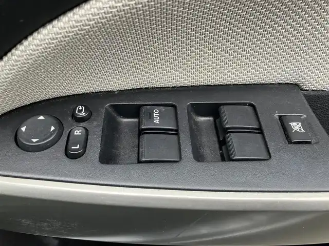マツダ デミオ 13C－V 静岡県 2009(平21)年 9.6万km アルミニウムメタリック パワーステアリング/パワーウィンドウ/リモコンキー/オートエアコン/ETC/7インチメモリナビ（CD.DVD.BT.ワンセグ）/ドライブレコーダー/純正フロアマット/ABS/オートライト/Wエアバック