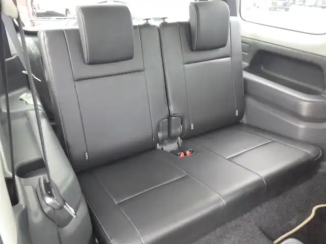 スズキ ジムニー ランドベンチャー 千葉県 2018(平30)年 5.5万km クールカーキPM 社外メモリーナビ/ワンセグTV/【CD再生機能】/ハーフレザーシート/運転席シートヒーター/革巻きステアリング/ステアリングスイッチ/ウインカーミラー/フォグライト/純正16インチアルミホイル/キーレス