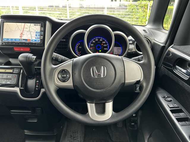 ホンダ Ｎ ＢＯＸ カスタム G Lパッケージ 福島県 2012(平24)年 10.7万km クリスタルブラックパール (株)IDOMが運営する【じしゃロン福島店】の自社ローン専用車両になります。こちらは現金またはオートローンご利用時の価格です。自社ローンご希望の方は別途その旨お申付け下さい/純正ナビ/フルセグＴＶ/Ｂｌｕｅｔｏｏｔｈ/両側パワースライドドア/ステアリングリモコン/ETC/フォグランプ/ドアバイザー/スマートキー