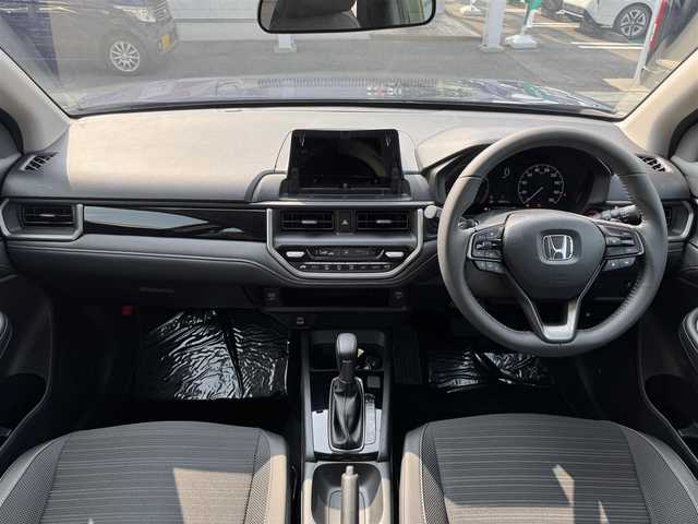 ホンダ ＷＲ－Ｖ Z 三重県 2025(令7)年 0.1万km未満 オブシダンブルーパール 登録未使用車/ホンダセンシング /・衝突軽減ブレーキ/・誤発進抑制機能/・後方誤発進抑制機能/・近距離衝突軽減ブレーキ/・歩行者事故低減ステアリング/・路外逸脱抑制機能/・アダプティブクルーズコントロール/・車線維持支援システム/・先行車発進お知らせ機能/・標識認識機能/・オートハイビーム/・パーキングセンサーシステム/ナビ装着用スペシャルパッケージ/・ステアリングスイッチ/　(オーディオ/ナビ/ハンズフリー/音声認識)/・リアワイドカメラ/・車載通信機/・Bluetoothユニット/パドルシフト/USBジャック(運転席)/充電用USBジャック(助手席)/純正17インチ5本マルチスポークアルミホイール/フルLEDヘッドランプ/・オートライト/LEDフロントフォグランプ/プッシュエンジンスタート/スマートキー×2