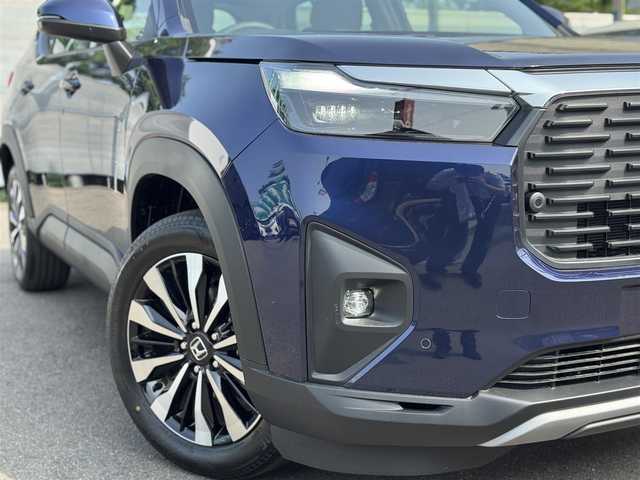 ホンダ ＷＲ－Ｖ Z 三重県 2025(令7)年 0.1万km未満 オブシダンブルーパール 登録未使用車/ホンダセンシング /・衝突軽減ブレーキ/・誤発進抑制機能/・後方誤発進抑制機能/・近距離衝突軽減ブレーキ/・歩行者事故低減ステアリング/・路外逸脱抑制機能/・アダプティブクルーズコントロール/・車線維持支援システム/・先行車発進お知らせ機能/・標識認識機能/・オートハイビーム/・パーキングセンサーシステム/ナビ装着用スペシャルパッケージ/・ステアリングスイッチ/　(オーディオ/ナビ/ハンズフリー/音声認識)/・リアワイドカメラ/・車載通信機/・Bluetoothユニット/パドルシフト/USBジャック(運転席)/充電用USBジャック(助手席)/純正17インチ5本マルチスポークアルミホイール/フルLEDヘッドランプ/・オートライト/LEDフロントフォグランプ/プッシュエンジンスタート/スマートキー×2