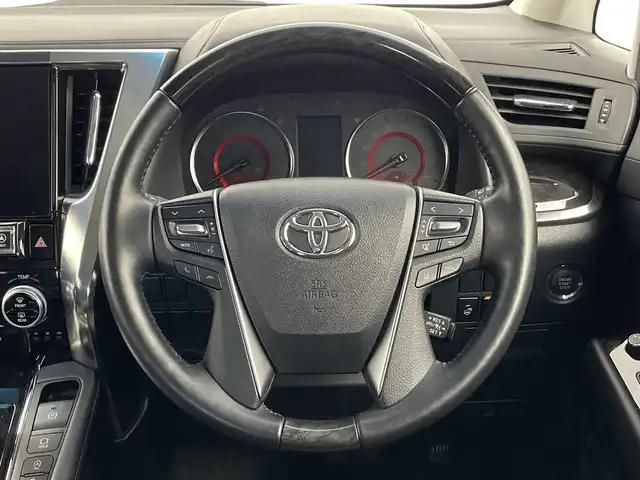 トヨタ ヴェルファイア Z Gエディション 新潟県 2018(平30)年 3.5万km ブラック 両側パワスラ　/本革シート　/ALPINE１１インチナビ（Bluetooth・CD・USB・DVD）/トヨタセーフティセンス　/バックカメラ　/フルセグ　/レーンキープアシスト　/レーダークルーズコントロール　/前後クリアランスソナー/アイドリングストップ/デジタルインナーミラー　/ブラインドスポットモニター/LEDオートライト/オートマチックハイビーム/電動リアゲート/１・２列目パワーシート/前席エアーシート/前席シートヒーター/D席メモリーシート/ステアリングヒーター/ウッドコンビステアリング・シフトノブ/黒ウッド調パネル/４WD/MTモード付AT/ETC/純正フロアマット/純正１８インチアルミホイール/スマートキー/保証書/取扱説明書
