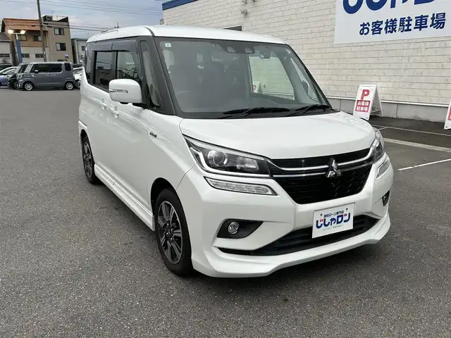 三菱 デリカＤ：２ カスタムHV　MV 群馬県 2019(令1)年 9.1万km ピュアホワイトP (株)IDOMが運営する【じしゃロン伊勢崎店】の自社ローン専用車両になりますこちらは現金またはオートローンご利用時の価格です。自社ローンご希望の方は別途その旨お申付け下さい/4WD/両側パワースライドドア/社外ナビゲーション/全方位モニター/CD/DVD/SD/BT/DTV/LEDヘッドライト/レーダークルーズコントロール/ETC/コーナーセンサー/アイドリングストップ/フォグライト/オートライト/パドルシフト/ドアバイザー/純正フロアマット