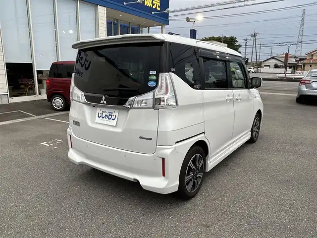 三菱 デリカＤ：２ カスタムHV　MV 群馬県 2019(令1)年 9.1万km ピュアホワイトP (株)IDOMが運営する【じしゃロン伊勢崎店】の自社ローン専用車両になりますこちらは現金またはオートローンご利用時の価格です。自社ローンご希望の方は別途その旨お申付け下さい/4WD/両側パワースライドドア/社外ナビゲーション/全方位モニター/CD/DVD/SD/BT/DTV/LEDヘッドライト/レーダークルーズコントロール/ETC/コーナーセンサー/アイドリングストップ/フォグライト/オートライト/パドルシフト/ドアバイザー/純正フロアマット