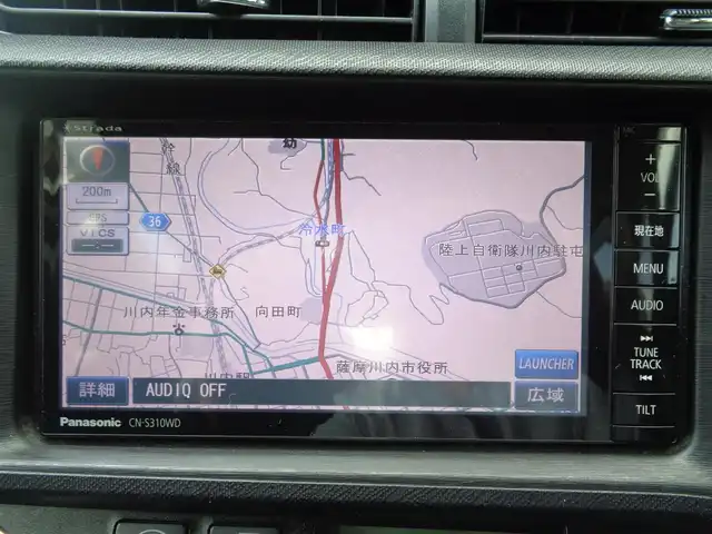 トヨタ アクア S 鹿児島県 2012(平24)年 11.2万km スーパーホワイトⅡ フルエアロ/ストラーダSDナビ(CN-S310WD)/ブルートゥース、DVD再生可能/SD音楽録音、バックカメラ/アルパイン後席用モニター/純正OP6スピーカー＋社外ツイーター/デジタルインナーミラー/前後ドライブレコーダー/社外テールレンズ/社外15インチAW/LEDヘッドライト、フォグライト/左右シートヒーター/純正フロアマット/純正ドアバイザー/ETC