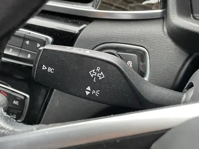 ＢＭＷ Ｘ１ xDrive 18d xライン ハイライン 静岡県 2019(平31)年 3.3万km アルピンホワイトⅢ /純正ナビ//Bluetooth//バックカメラ//衝突軽減ブレーキ//レーダークルーズコントロール//レーンキープアシスト//レザーシート//シートヒーター//純正18インチAW//パワーバックドア//ETC//スマートキー//スペアキー//保証書//取説