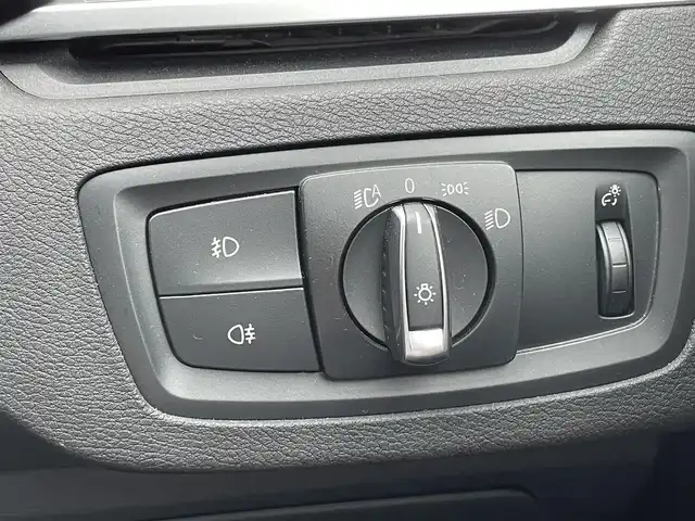 ＢＭＷ Ｘ１ xDrive 18d xライン ハイライン 静岡県 2019(平31)年 3.3万km アルピンホワイトⅢ /純正ナビ//Bluetooth//バックカメラ//衝突軽減ブレーキ//レーダークルーズコントロール//レーンキープアシスト//レザーシート//シートヒーター//純正18インチAW//パワーバックドア//ETC//スマートキー//スペアキー//保証書//取説