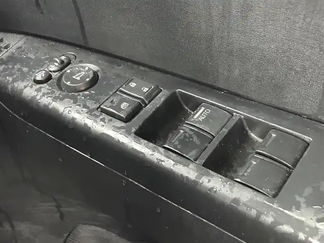 ホンダ Ｎ ＢＯＸ G 滋賀県 2017(平29)年 10.7万km クリスタルブラックパール 社外メモリナビ/(フルセグ CD DVD Bluetooth)/横滑り防止機能/オートエアコン/プッシュスタート/スマートキー/ベンチシート/シートリフター/電動格納ミラー/ドアバイザー