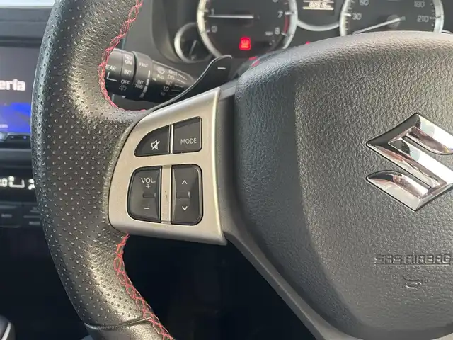 スズキ スイフト スポーツ 神奈川県 2015(平27)年 8.3万km スーパーブラックパール クルーズコントロール/パドルシフト/バックカメラ/前後ドラレコ/MTモード付きAT/純正17インチAW/横滑り防止装置/保証書