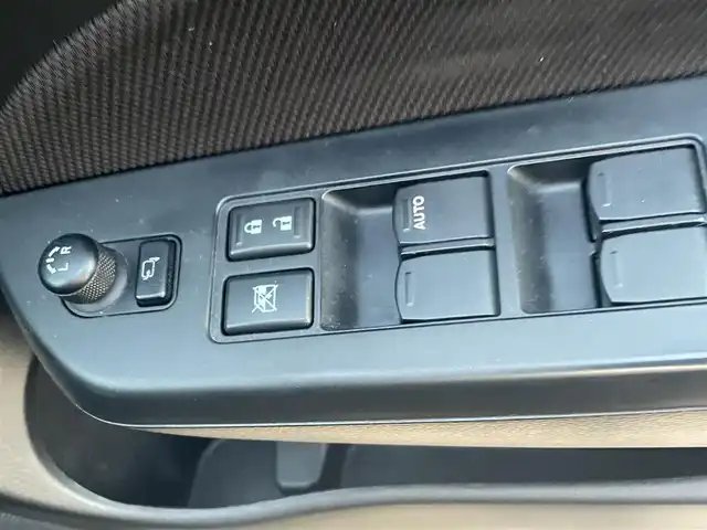 スズキ スイフト スポーツ 神奈川県 2015(平27)年 8.3万km スーパーブラックパール クルーズコントロール/パドルシフト/バックカメラ/前後ドラレコ/MTモード付きAT/純正17インチAW/横滑り防止装置/保証書